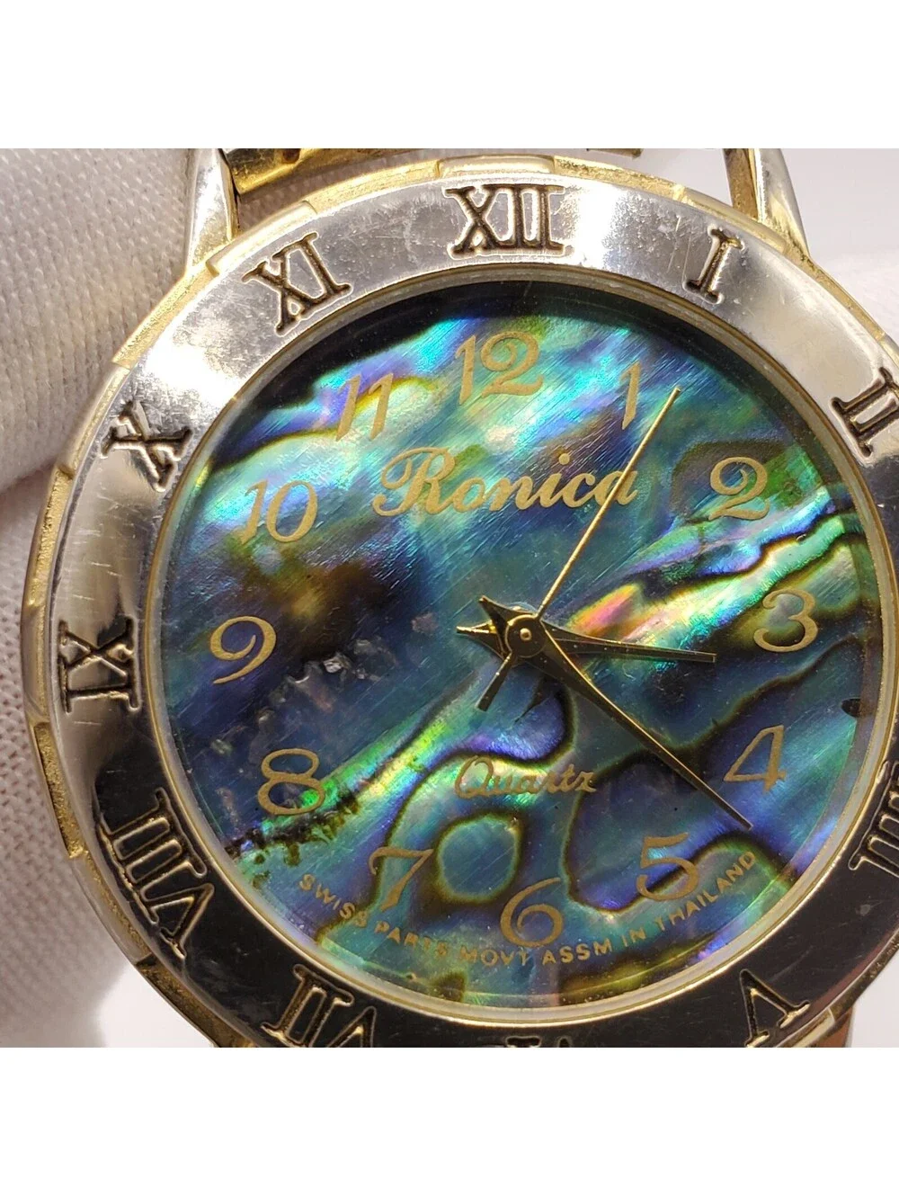 Ronica Watch Women 33mm Abalone MOP Dial Gold Tone Stretch Band New Battery